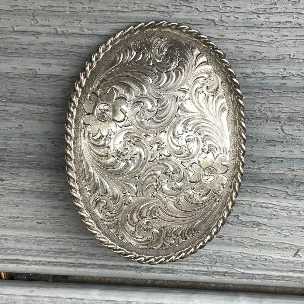 VINTAGE Tony Lama GIST Sierra Silver Buckle Hand Engraved in USA Rodeo Western